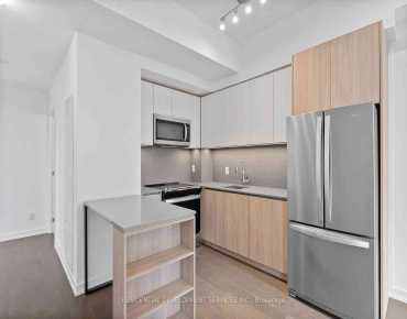 
#112-15 Maryport Ave Downsview-Roding-CFB 3 beds 3 baths 2 garage 886200.00        