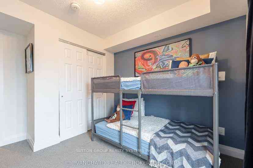 Toronto condo townhouses