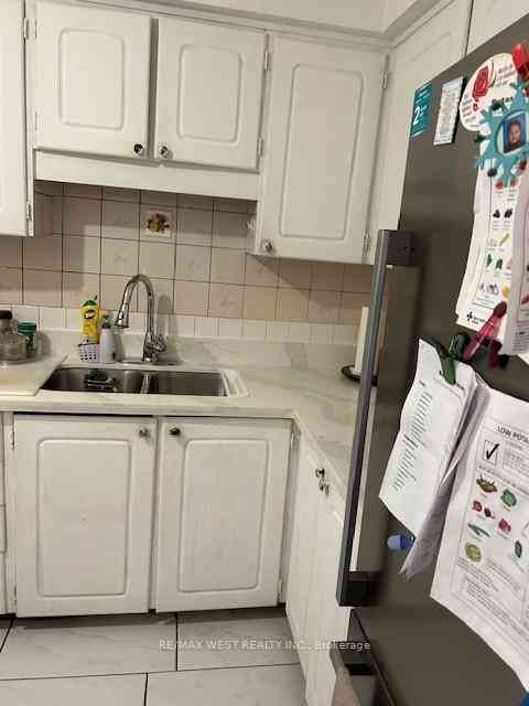 Toronto condo townhouses