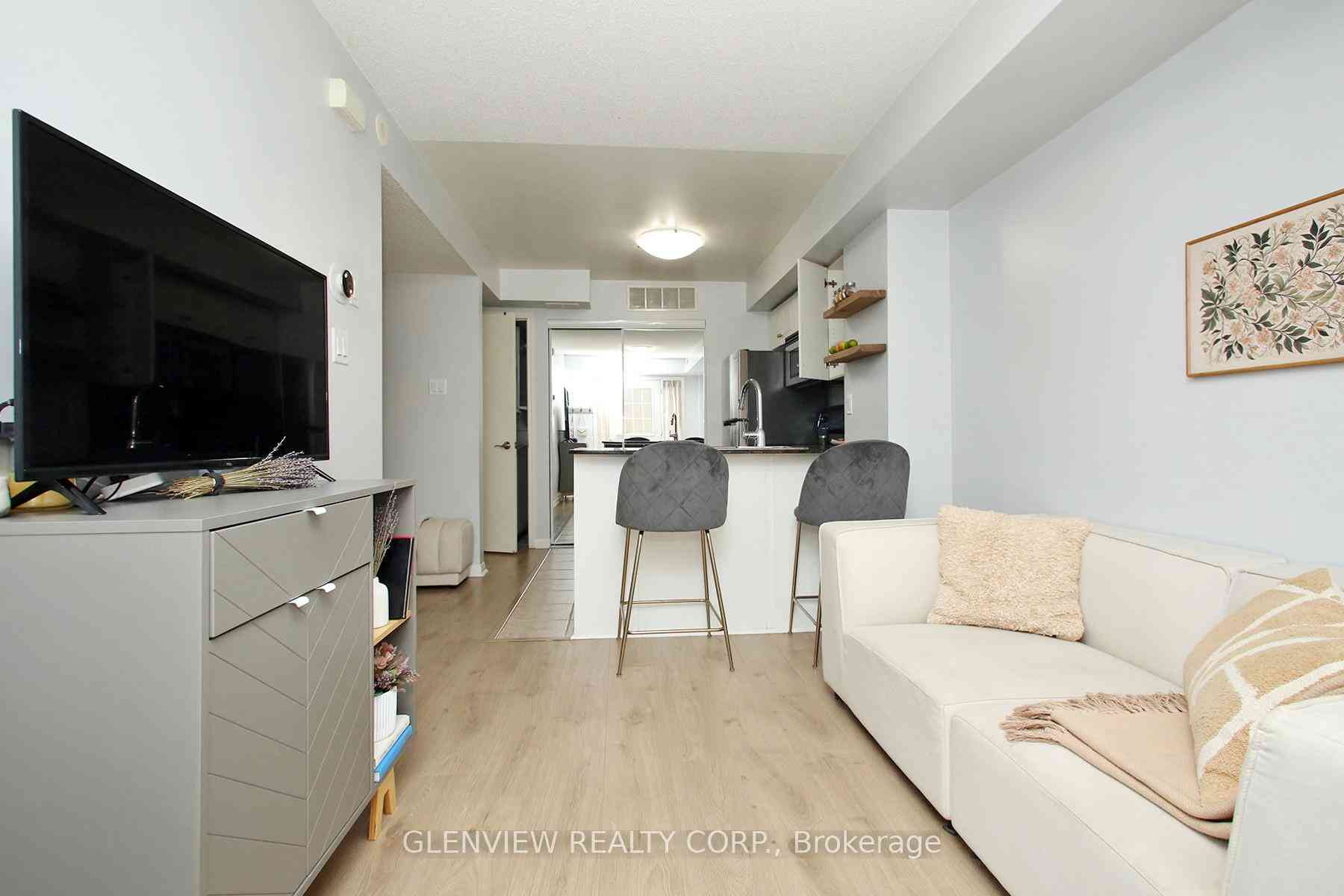 Toronto condo townhouses