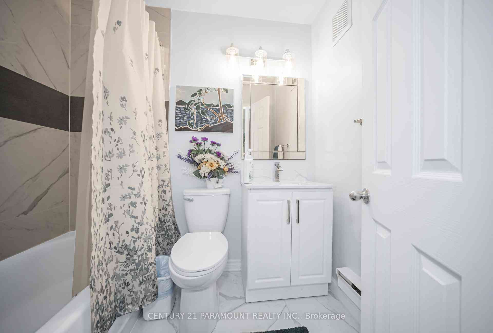 Toronto condo townhouses