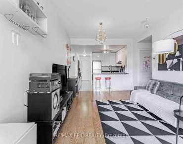 #405-70 Port St E Port Credit 2睡房1卫生间2车位, 出售价格729888.00加元