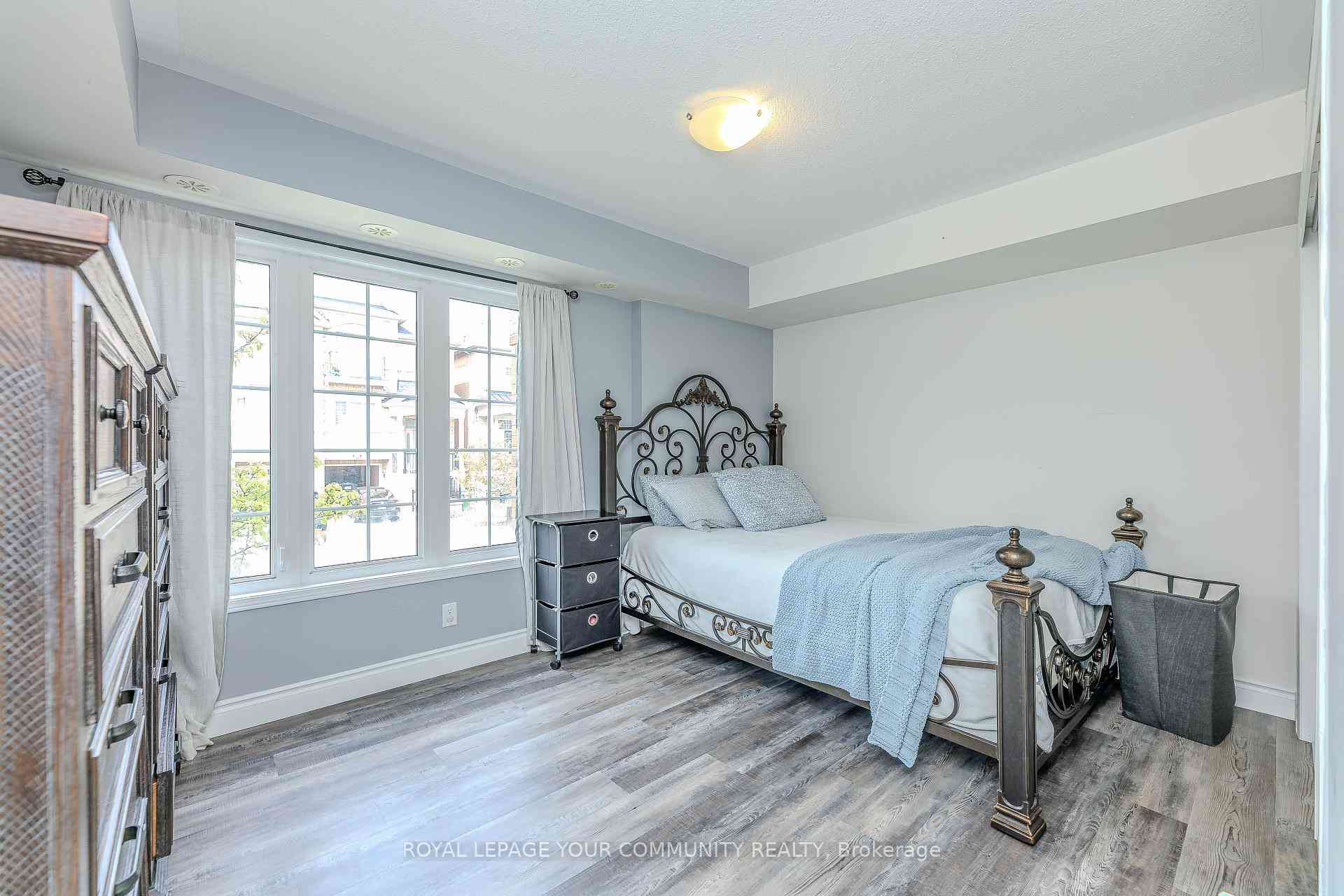 Toronto condo townhouses