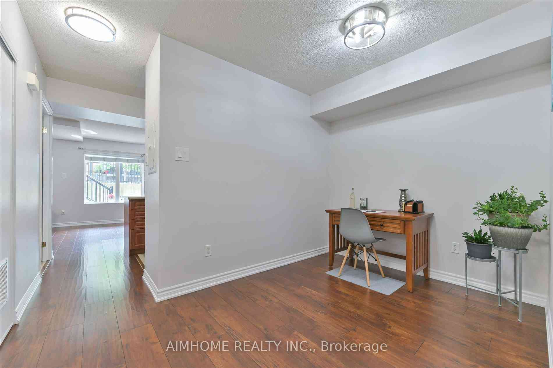 Toronto condo townhouses