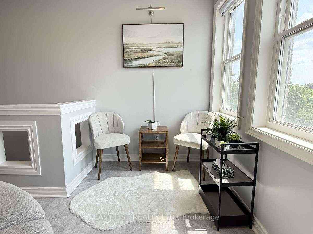 Toronto 共管镇屋