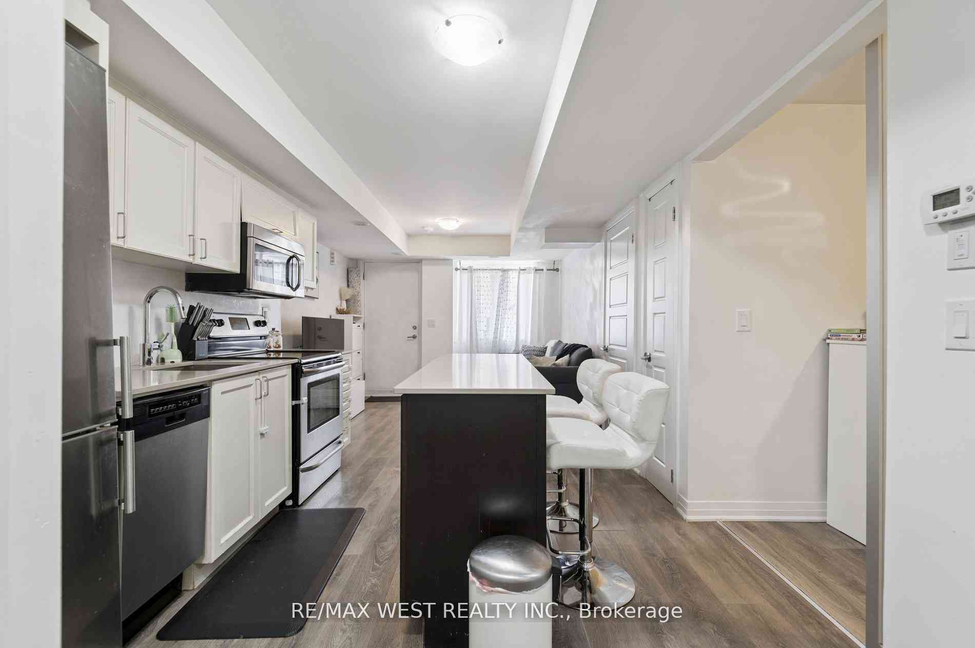 Toronto condo townhouses