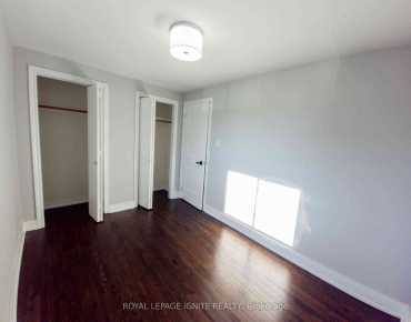 
            #32-23 Tealham Dr West Humber-Clairville 3睡房2卫生间1车位, 出售价格685000.00加元                    