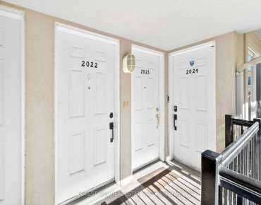#2022-3035 Finch Ave Ave W Humbermede 2 beds 1 baths 1 garage 499000.00