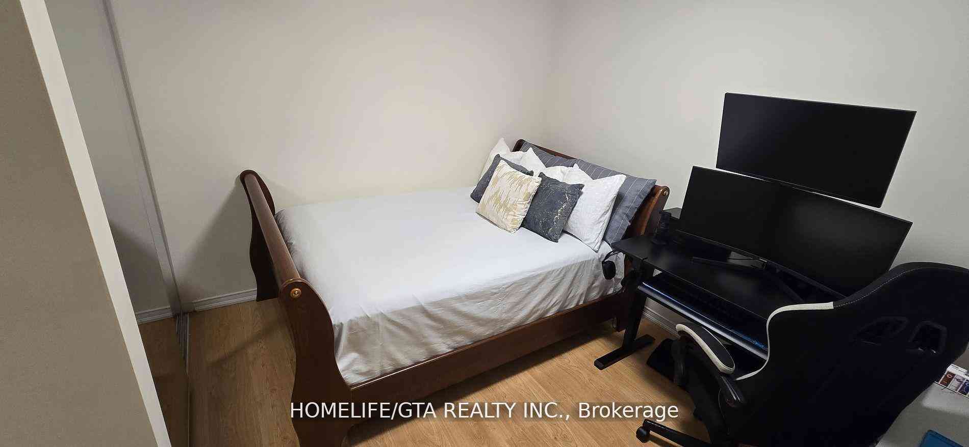 Toronto condo townhouses