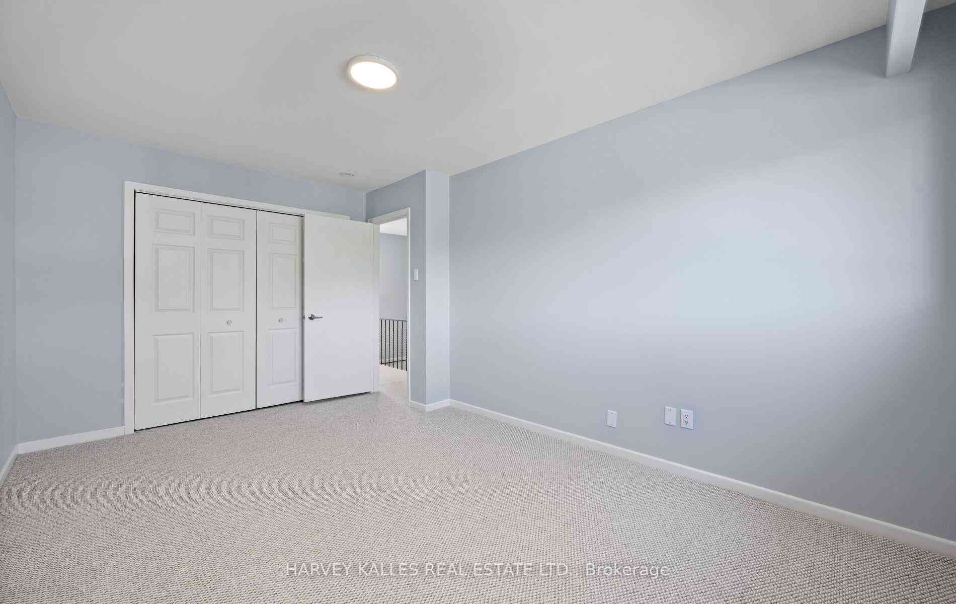 Toronto condo townhouses