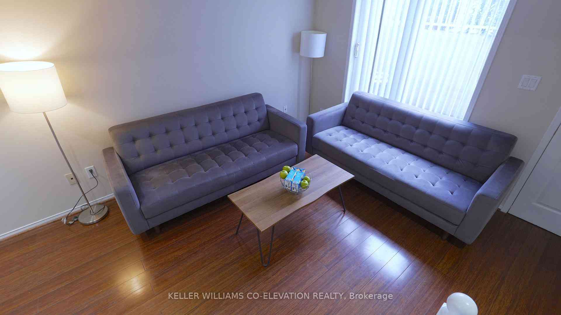 Toronto condo townhouses