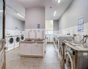 #2006-1455 Lawrence Ave W Brookhaven-Amesbury 3 beds 2 baths 1 garage 520000.00