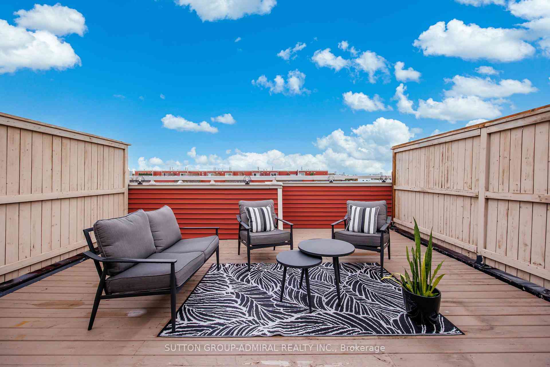 Toronto condo townhouses