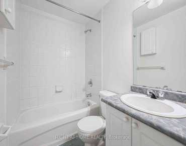 
            #78-760 Lawrence Ave W Yorkdale-Glen Park 2睡房3卫生间2车位, 出售价格674900.00加元                    