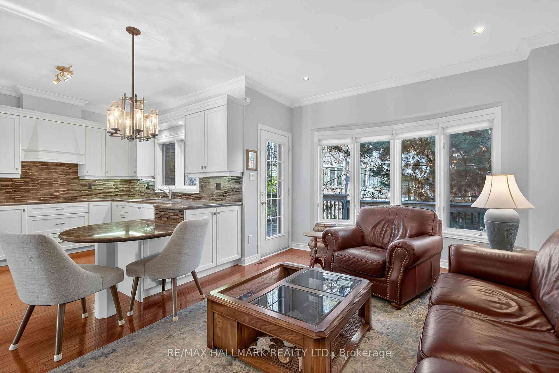 Toronto condo townhouses