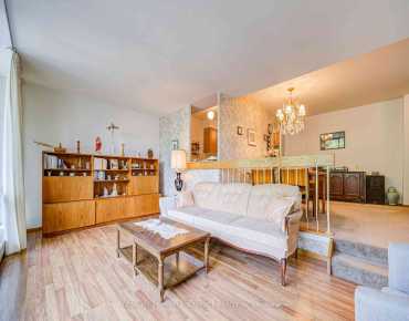 
            #311-9 FOUR WIND Dr York University Heights 2睡房1卫生间1车位, 出售价格429900.00加元                    