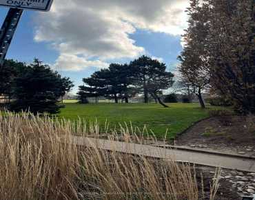 #1409-812 Burnhamthorpe Rd W Markland Wood 2 beds 2 baths 1 garage 675000.00