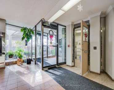
            #216-80 Grandravine Dr York University Heights 3睡房1卫生间1车位, 出售价格399900.00加元                    