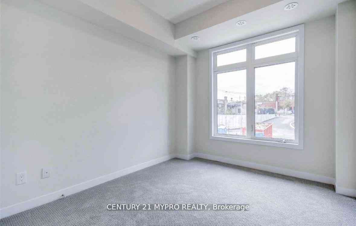 Toronto 共管镇屋