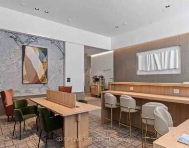 
#4211-395 Square one Dr City Centre 1 beds 1 baths  garage 489000.00        