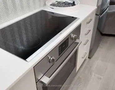 
            #219-293 The Kingsway N/A Edenbridge-Humber Valley 1睡房1卫生间车位, 出售价格575000.00加元                    