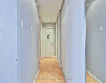 
#1214-50 Lotherton Pathway Yorkdale-Glen Park 3 beds 1 baths 1 garage 439999.00        
