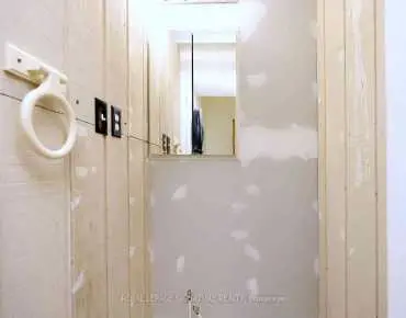 #20-160 Carsbrooke Rd Etobicoke West Mall 2 beds 1 baths 1 garage 700000.00