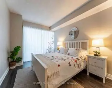 
            #709-3 Hickory Tree Rd Weston 1睡房1卫生间1车位, 出售价格475000.00加元                    