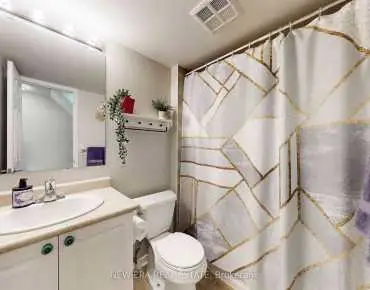 
            #77-65 Foundry Ave Dovercourt-Wallace Emerson-Junction 3睡房2卫生间1车位, 出售价格699000.00加元                    