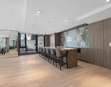 #403-220 Missinnihe Way Port Credit 1睡房1卫生间车位, 出售价格545000.00加元