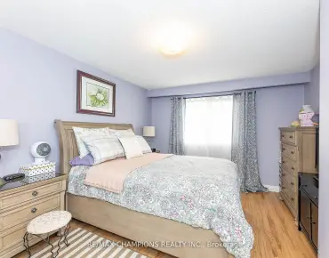 #17-3525 Brandon Gate Dr Malton 3睡房2卫生间2车位, 出售价格614900.00加元