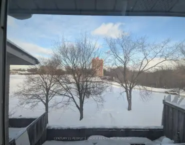 
            #89-14 London Green Crt E Glenfield-Jane Heights 3睡房2卫生间1车位, 出售价格469900.00加元                    