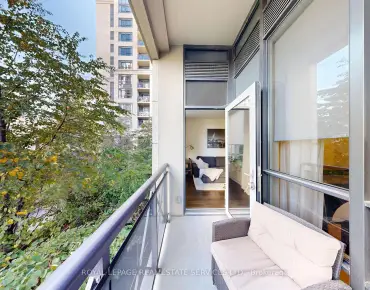 
            #216-6 Eva Rd Etobicoke West Mall 1睡房1卫生间1车位, 出售价格439000.00加元                    