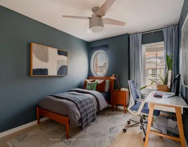 #102-9 Windermere Ave High Park-Swansea 2睡房2卫生间1车位, 出售价格699000.00加元