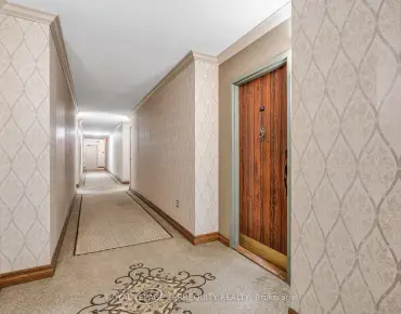 #410-812 Burnhamthorpe Rd Markland Wood 3睡房2卫生间1车位, 出售价格689900.00加元