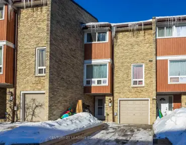 #15-915 Inverhouse Dr Clarkson 3睡房2卫生间2车位, 出售价格739000.00加元