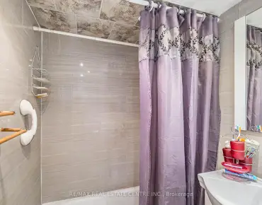 #509-200 Lotherton Pathway Pathway Yorkdale-Glen Park 2 beds 1 baths 1 garage 339000.00