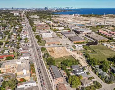 
#207-760 Lakeshore Rd E Lakeview 2 beds 2 baths 1 garage 709888.00        