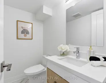 #2-68 Westholme Ave Junction Area 3 beds 2 baths garage 799999.00