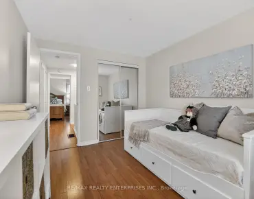 #25-7340 Copenhagen Rd Meadowvale 3 beds 2 baths 2 garage 689900.00