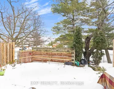 
            #4-1180 Mississauga Valley Blvd Mississauga Valleys 3睡房4卫生间1车位, 出售价格650000.00加元                    