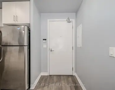 
#917-15 James Finlay Way Downsview-Roding-CFB 1 beds 1 baths 1 garage 455000.00        