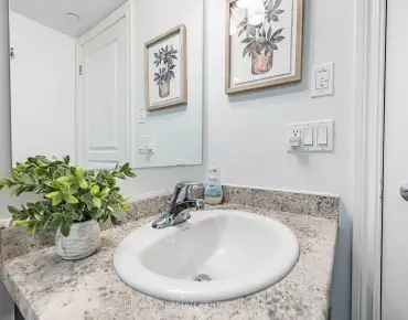 
            #10-125 Long Branch Ave Long Branch 2睡房3卫生间1车位, 出售价格796500.00加元                    