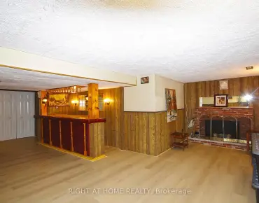 #53-1055 Shawnmarr Rd Port Credit 3睡房2卫生间2车位, 出售价格709900.00加元