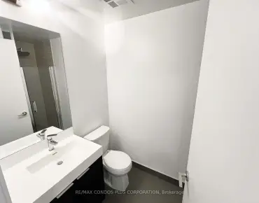 #619-3100 Keele St Downsview-Roding-CFB 2 beds 2 baths 1 garage 529000.00