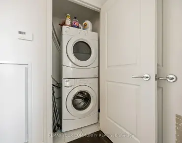 
            #601-30 Old Mill Rd Kingsway South 1睡房1卫生间1车位, 出售价格868000.00加元                    