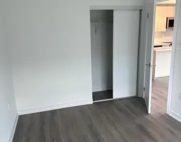 
#313-2433 Dufferin St Briar Hill-Belgravia 3 beds 2 baths 1 garage 648888.00        