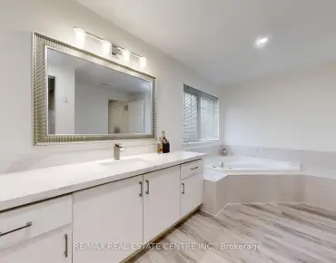 
#12-80 Strathaven Dr Hurontario 3 beds 3 baths 2 garage 765000.00        