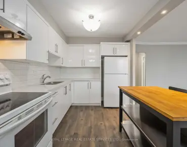 
#808-60 Southport St High Park-Swansea 2 beds 2 baths 1 garage 784900.00        