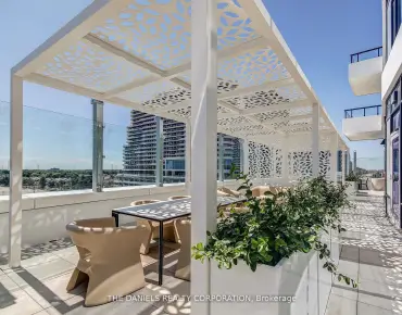 #702-2485 Eglinton Ave W Central Erin Mills 2 beds 2 baths 1 garage 740900.00